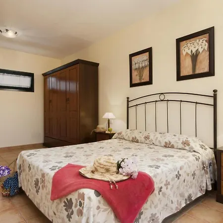 La Casa Del Sol L By Holidays Fuerteventura Вилла *