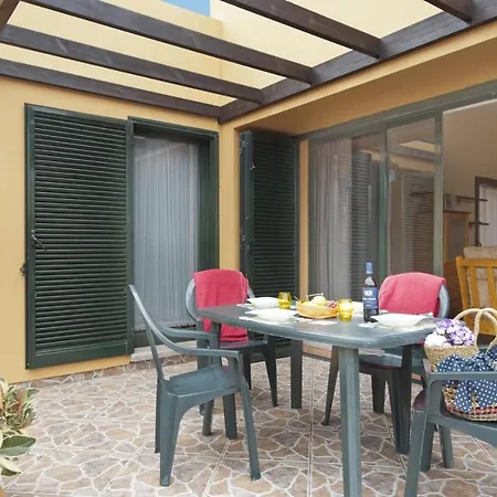 La Casa Del Sol L By Holidays Fuerteventura Вилла